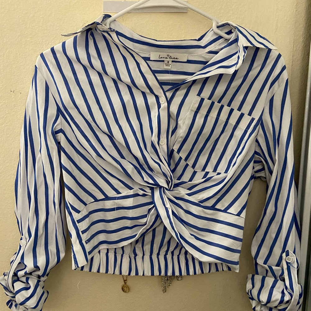 Short button down shirt.
